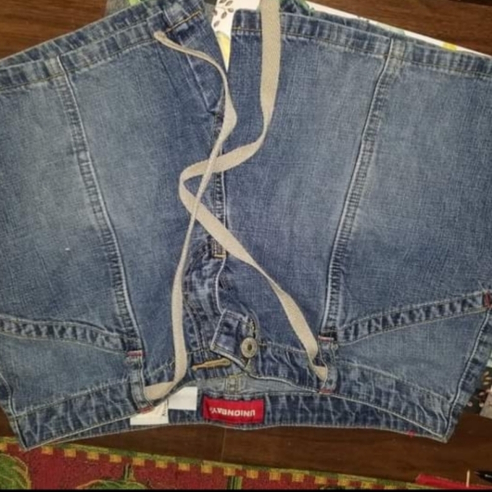 Union bay sz 9 cute jean shorts